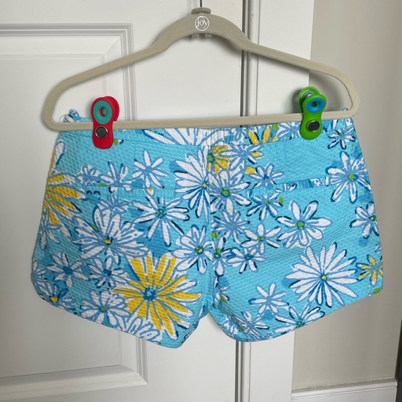 Lilly Pulitzer Blue and Yellow Floral Print Shorts - Picture 2 of 5